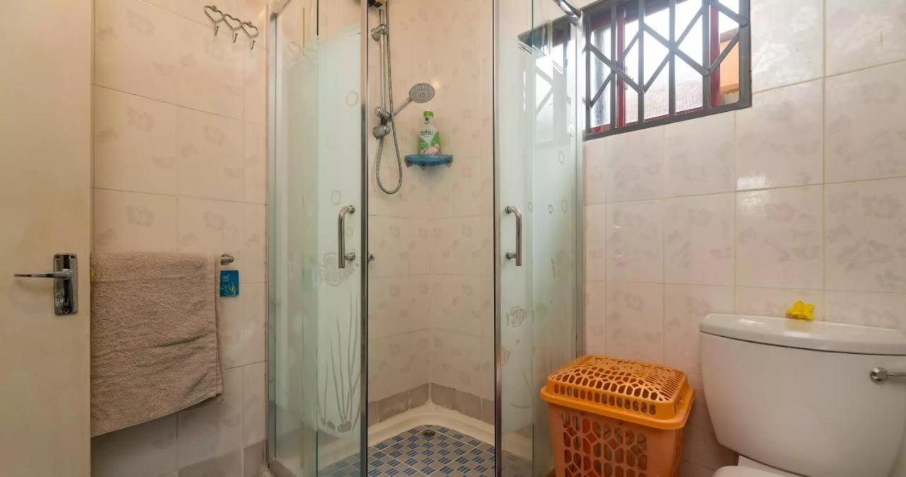 Апартаменти Chez Benoit Self Catering Вікторія Екстер'єр фото