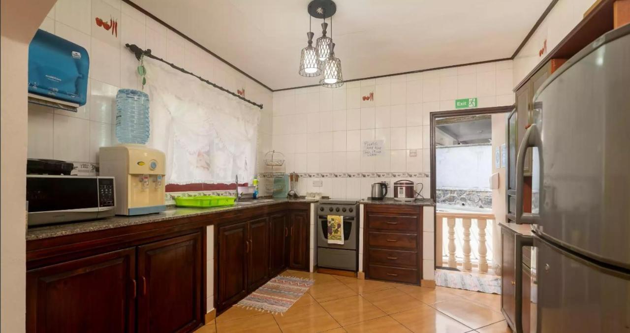 Апартаменти Chez Benoit Self Catering Вікторія Екстер'єр фото